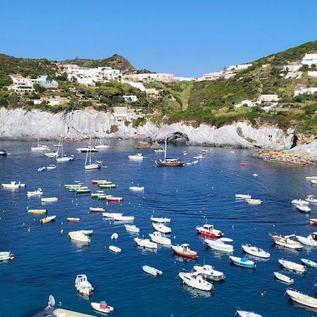L'Incanto Di Cala Feola 폰차 외부 사진