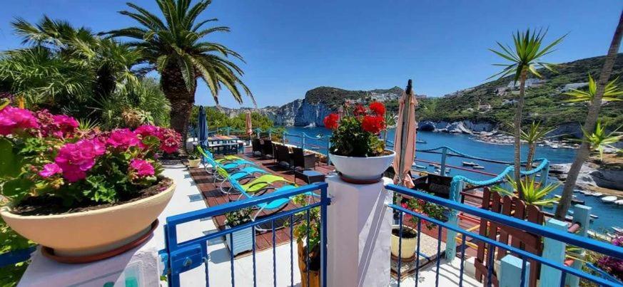 L'Incanto Di Cala Feola 폰차 외부 사진